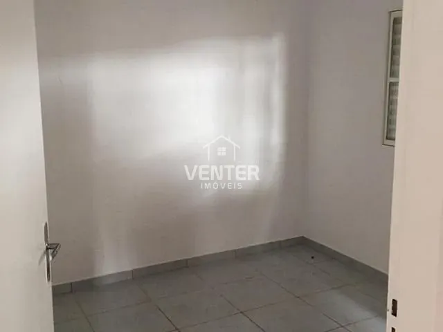 Casa com 250m², à venda, no bairro Granjas Santa Terezinha em Taubaté