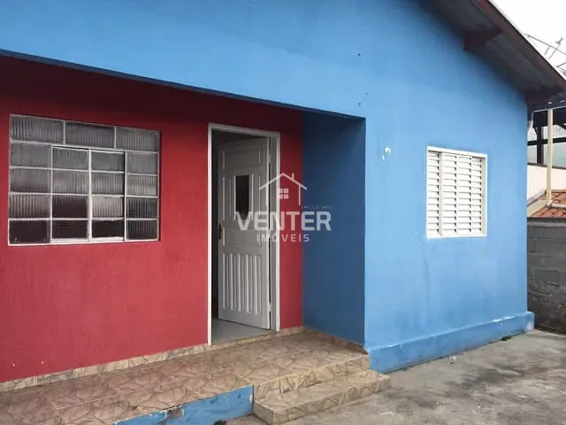 Casa com 250m², à venda, no bairro Granjas Santa Terezinha em Taubaté