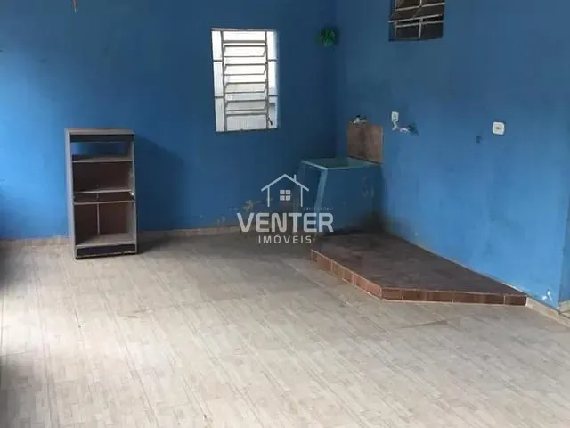 Casa com 250m², à venda, no bairro Granjas Santa Terezinha em Taubaté