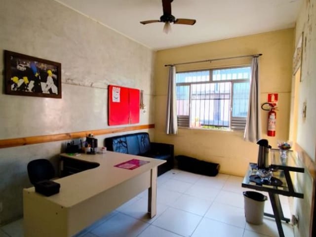 Casa com 350m², à venda, no bairro Suíssa em Aracaju