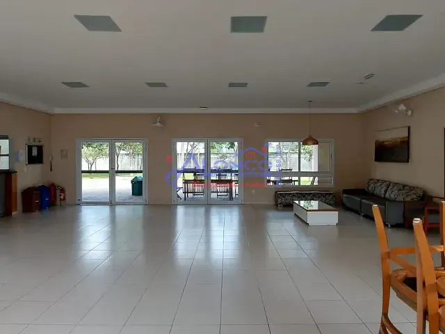 Casa 4 quartos e 3 banheiros, à venda, no bairro Jardim Santa Maria em Jacareí