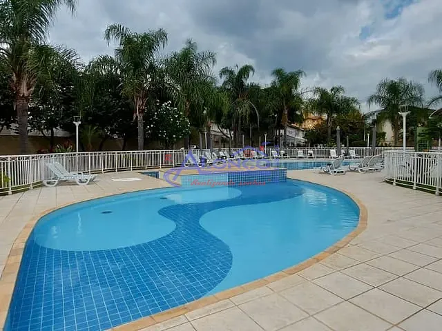 Casa 4 quartos e 3 banheiros, à venda, no bairro Jardim Santa Maria em Jacareí