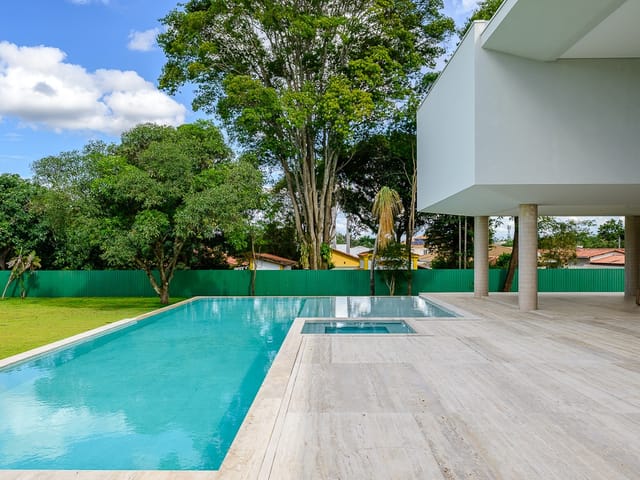 Casa com 3800m² 6 quartos e 6 banheiros, à venda, no bairro Setor de Habitações Individuais Sul em Brasília