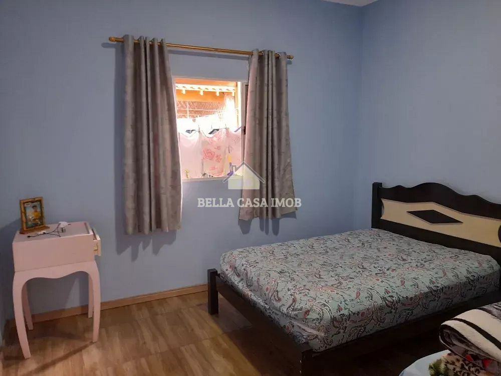 Casa à venda com 3 quartos, 149m² - Foto 2