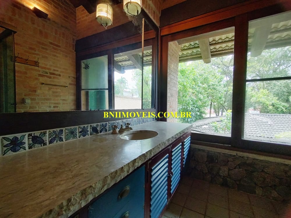 Casa à venda com 4 quartos, 750m² - Foto 24