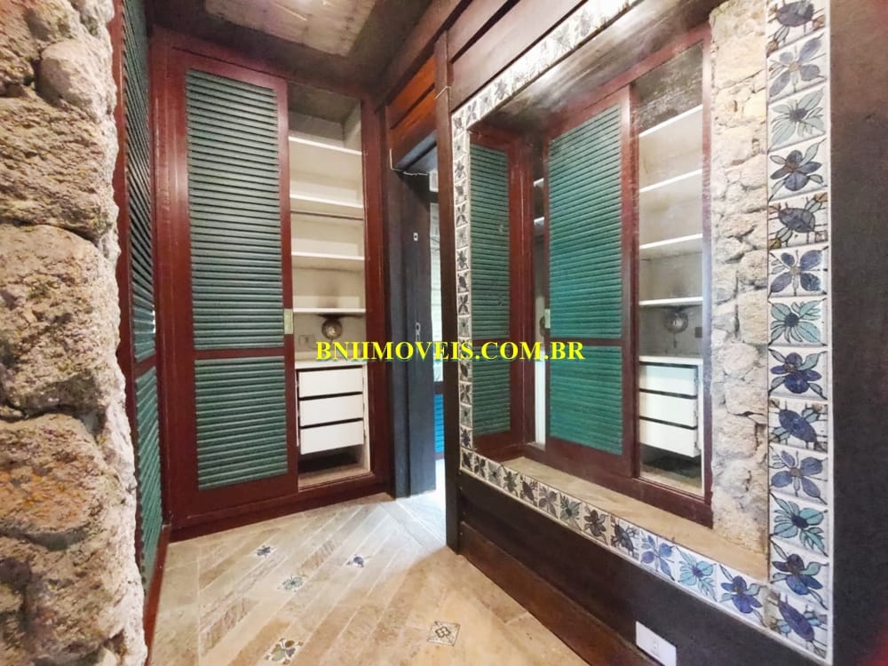 Casa à venda com 4 quartos, 750m² - Foto 22
