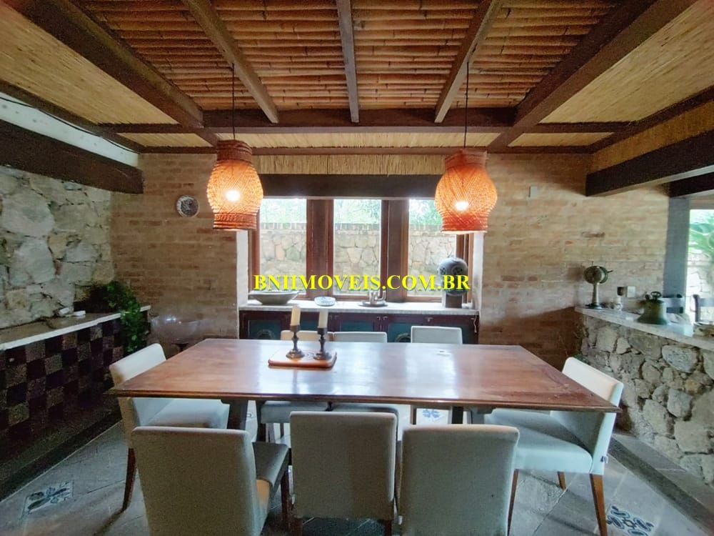 Casa à venda com 4 quartos, 750m² - Foto 11