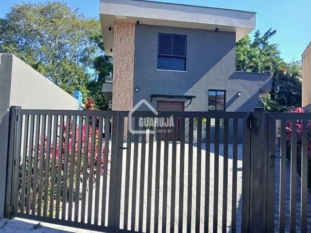Casa 4 quartos e 6 banheiros, à venda, no bairro Maresias em São Sebastião