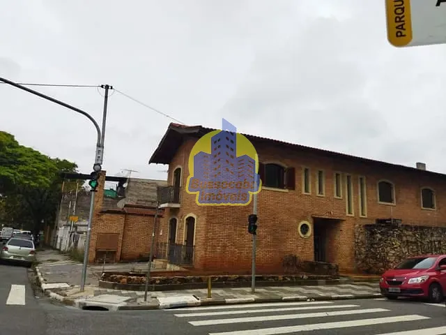 Sobrado com 250m² 3 quartos e 2 banheiros, à venda, no bairro Centro em Osasco