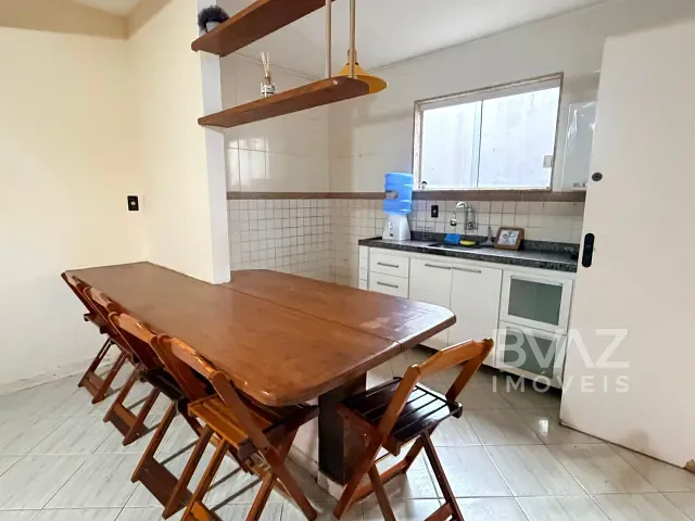 Casa com 69m² 2 quartos e 2 banheiros, à venda, no bairro Caminho de Búzios em Cabo Frio
