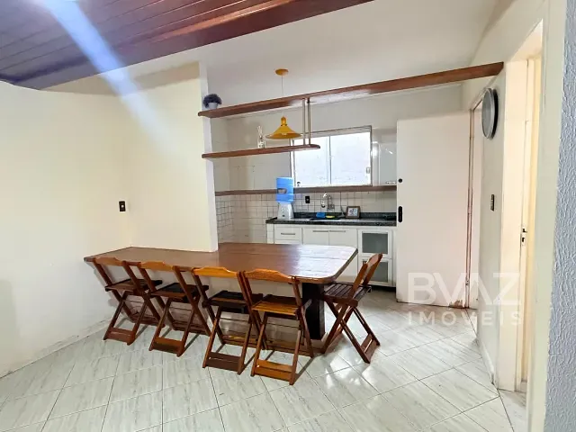Casa com 69m² 2 quartos e 2 banheiros, à venda, no bairro Caminho de Búzios em Cabo Frio