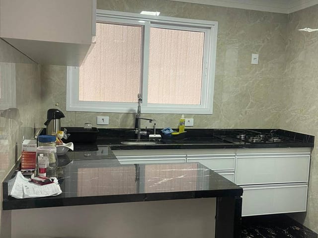 Casa 3 quartos e 5 banheiros, à venda, no bairro Vila Oliveira em Mogi das Cruzes