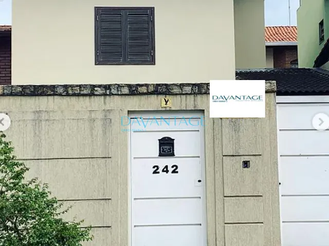 Casa com 220m² 3 quartos e 3 banheiros, à venda, no bairro Jardim Regina em São Paulo