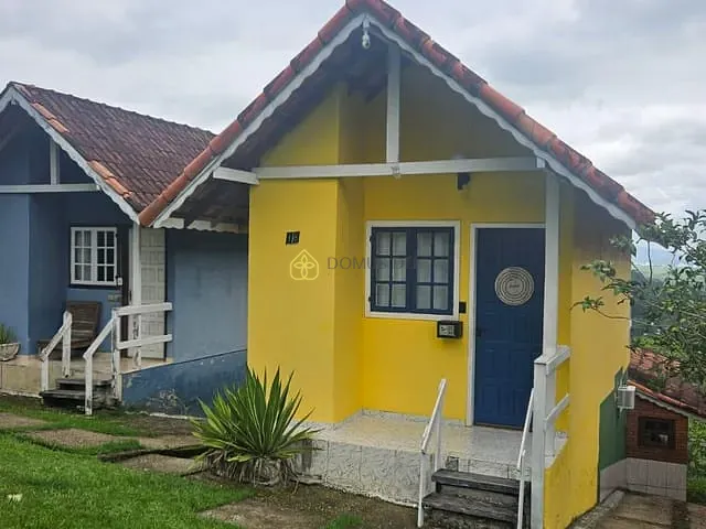 Casa com 152m² 1 quarto e 1 banheiro, à venda, no bairro África (Penedo) em Itatiaia