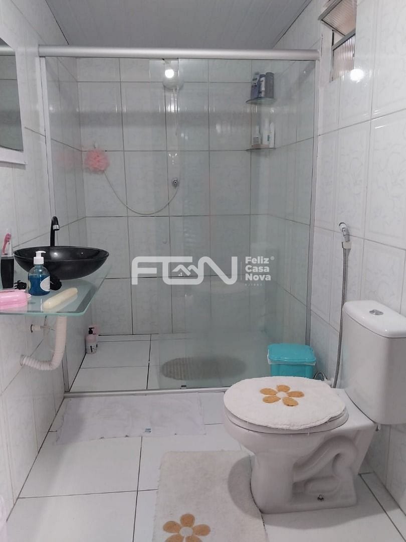 Casa à venda com 3 quartos, 10m² - Foto 5