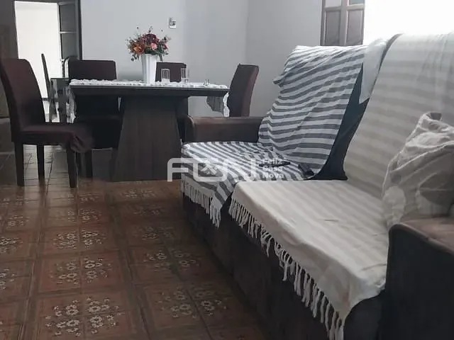 Casa 3 quartos e 1 banheiro, à venda, no bairro Gleba B em Camaçari