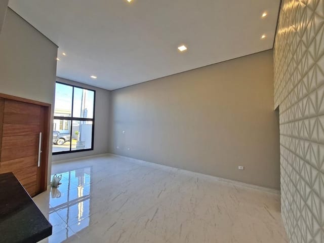 Casa com 175m² 2 quartos e 2 banheiros, à venda, no bairro Reserva dos Ypes II em Tatuí