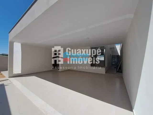 Casa com 220m² 3 quartos e 3 banheiros, à venda, no bairro Jardim Primavera II em Guaxupé