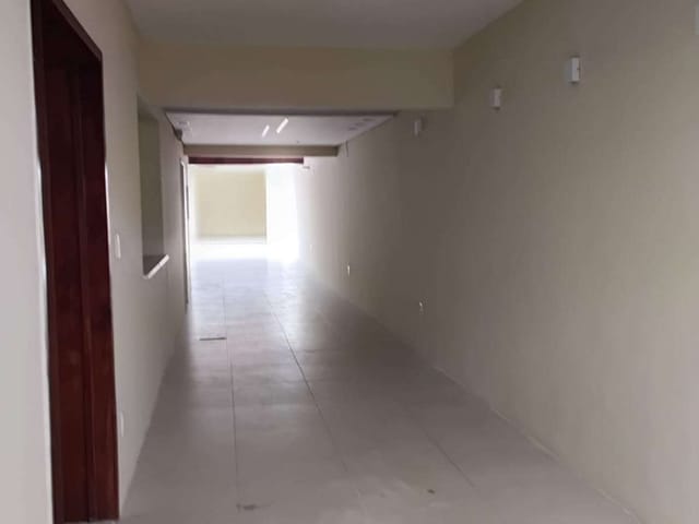 Casa 4 quartos e 3 banheiros, para alugar, no bairro Salgado Filho em Aracaju