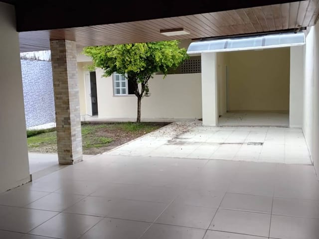 Casa 4 quartos e 3 banheiros, para alugar, no bairro Salgado Filho em Aracaju