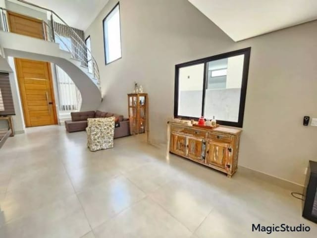 Casa com 480m² 4 quartos e 5 banheiros, à venda, no bairro Ipiranga em Louveira