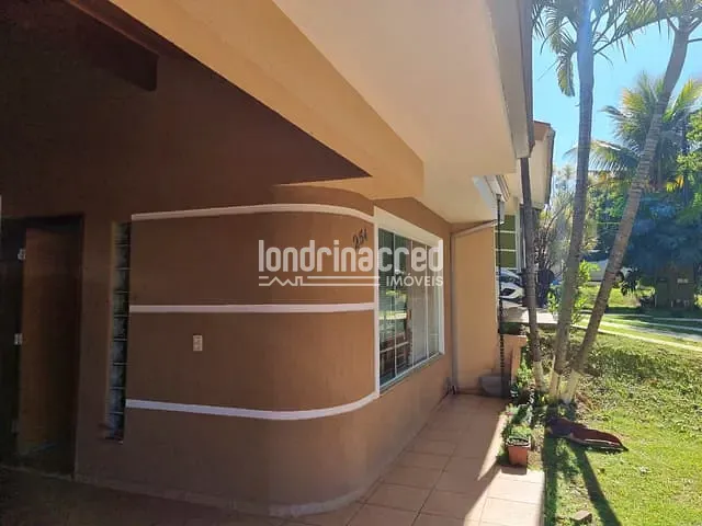 Casa com 250m² 3 quartos e 3 banheiros, à venda, no bairro Operária em Londrina
