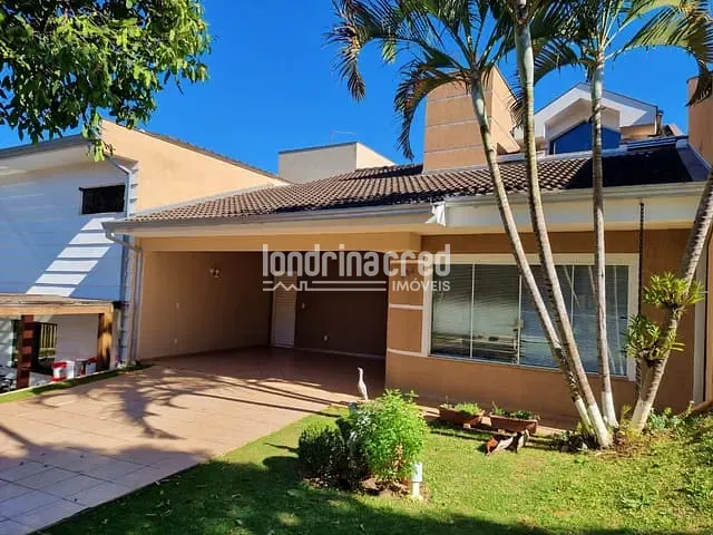 Casa com 250m² 3 quartos e 3 banheiros, à venda, no bairro Operária em Londrina