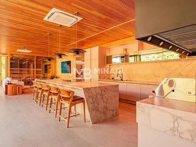 Casa 6 quartos e 9 banheiros, à venda, no bairro Tamboré em Santana de Parnaíba