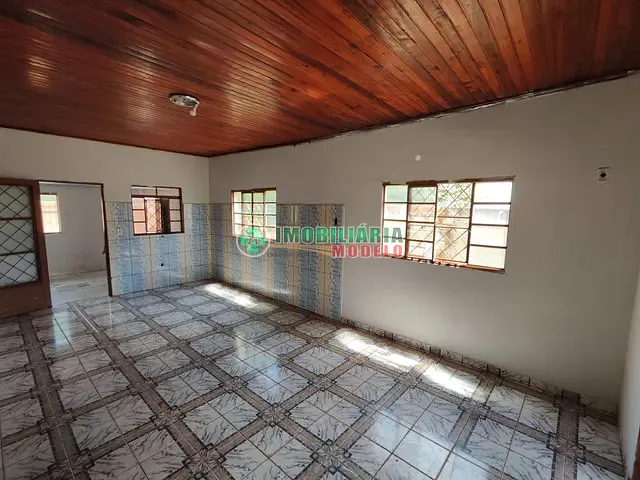 Casa com 750m² 3 quartos e 2 banheiros, à venda, no bairro Morada do Sol em Canarana