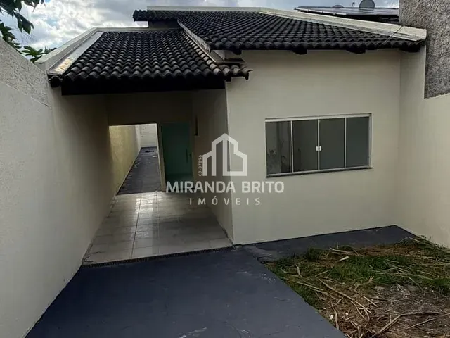 Casa 3 quartos e 2 banheiros, à venda, no bairro Jardim Riviera em Aparecida de Goiânia