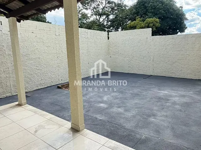 Casa 3 quartos e 2 banheiros, à venda, no bairro Jardim Riviera em Aparecida de Goiânia