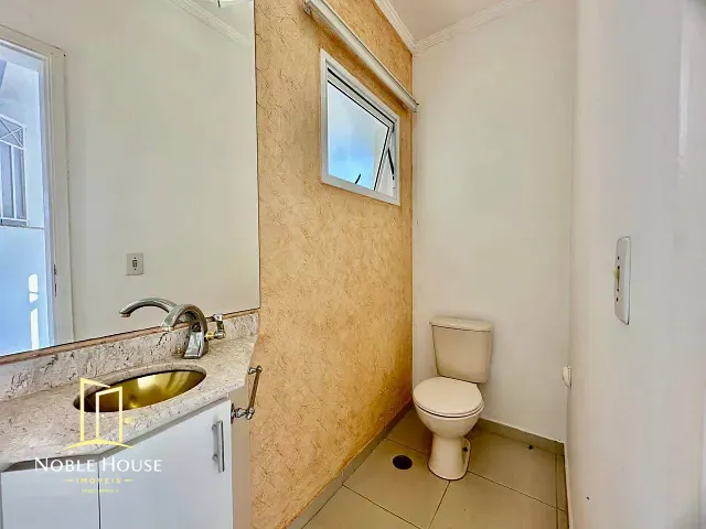 Casa com 385m² 3 quartos e 5 banheiros, à venda, no bairro Bosque em Vinhedo