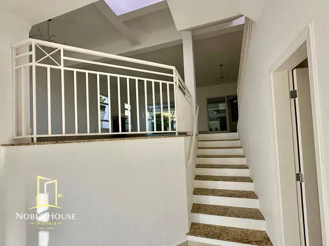 Casa com 385m² 3 quartos e 5 banheiros, à venda, no bairro Bosque em Vinhedo
