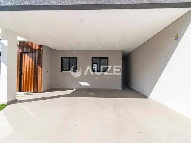 Casa 4 quartos e 4 banheiros, à venda, no bairro Uberaba em Curitiba