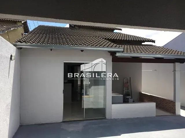 Casa com 240m² 4 quartos e 3 banheiros, à venda, no bairro Moinho dos Ventos em Goiânia