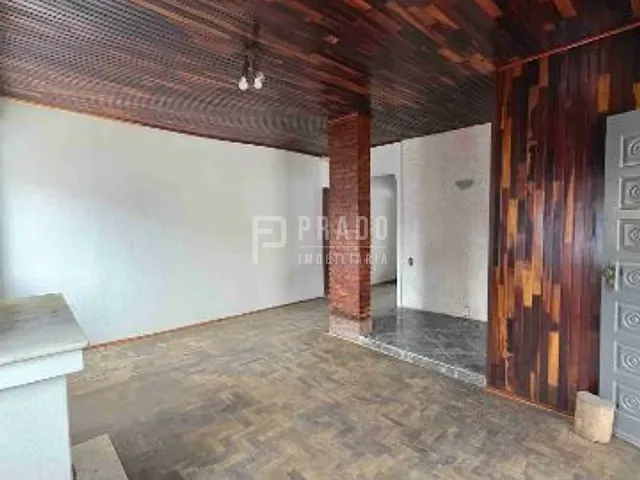 Casa com 250m² 4 quartos e 3 banheiros, à venda, no bairro Areal em Pelotas