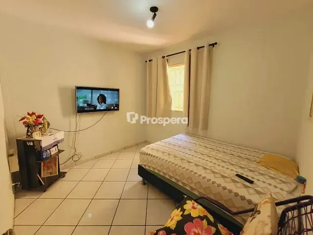 Casa com 200m² 3 quartos e 2 banheiros, à venda, no bairro Jardim América em Goiânia