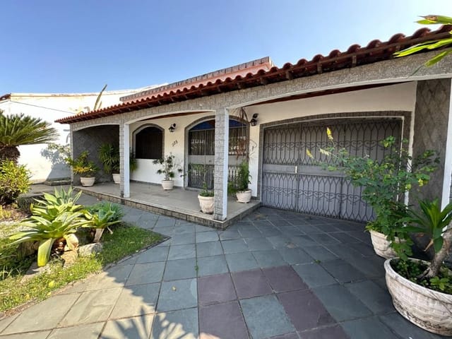 Casa com 390m² 3 quartos e 1 banheiro, à venda, no bairro Campo Grande em Rio de Janeiro