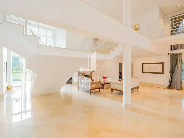 Casa com 890m² 4 quartos e 6 banheiros, à venda, no bairro Residencial Tamboré em Barueri