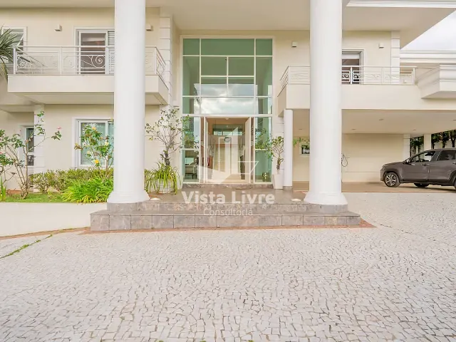 Casa com 890m² 4 quartos e 6 banheiros, à venda, no bairro Residencial Tamboré em Barueri