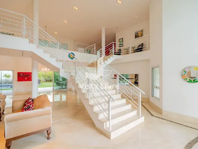 Casa com 890m² 4 quartos e 6 banheiros, à venda, no bairro Residencial Tamboré em Barueri