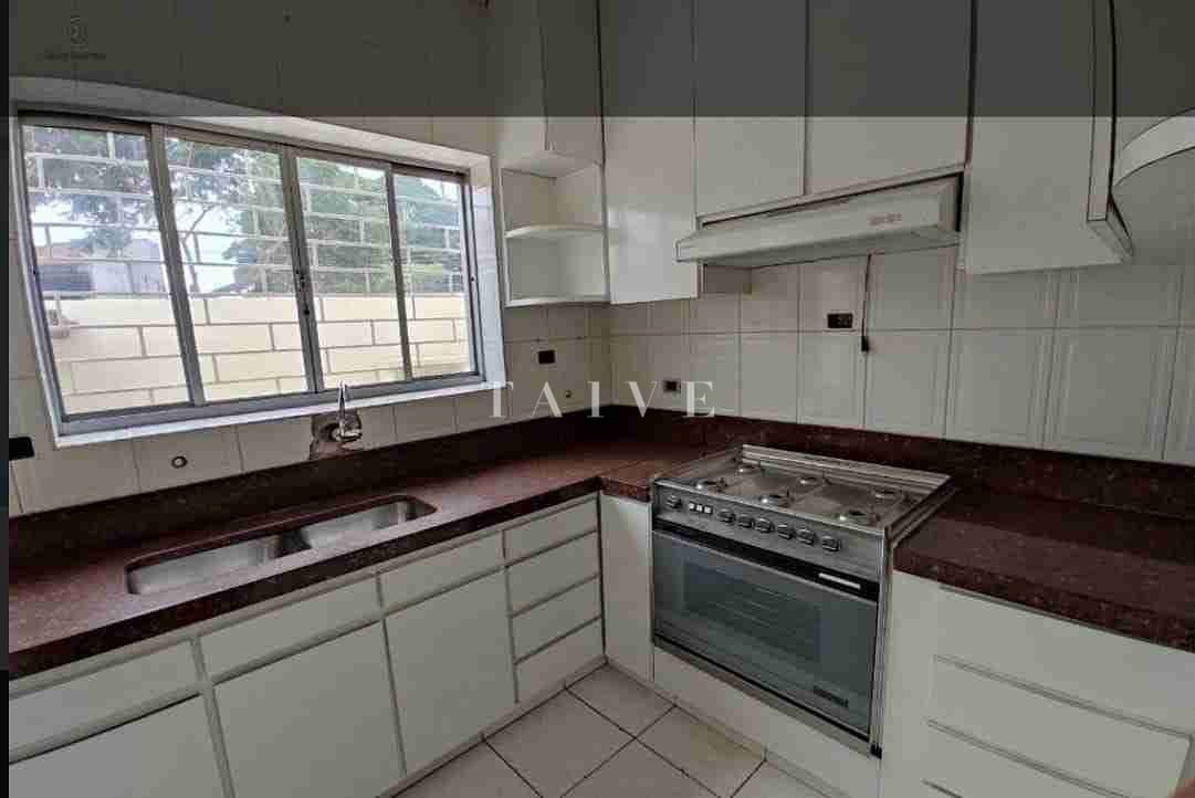 Casa, 5 quartos, 177 m² - Foto 3