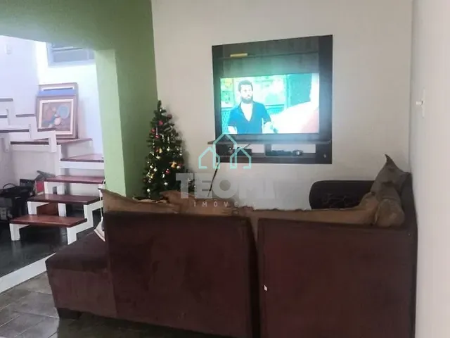 Casa com 169m² 4 quartos e 4 banheiros, à venda, no bairro Chacara do Visconde em Taubaté