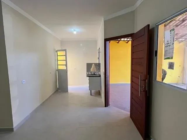 Casa com 175m² 3 quartos e 2 banheiros, à venda, no bairro Jardim Santa Júlia em São José dos Campos