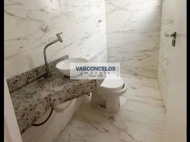 Casa com 250m² 3 quartos e 4 banheiros, à venda, no bairro Bosque dos Eucaliptos em São José dos Campos