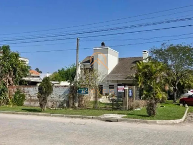 Casa 4 quartos e 2 banheiros, à venda, no bairro Laranjal em Pelotas