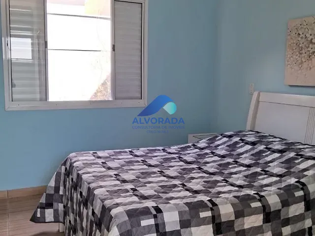 Casa com 250m² 3 quartos e 2 banheiros, à venda, no bairro Condomínio Residencial Mantiqueira em São José dos Campos