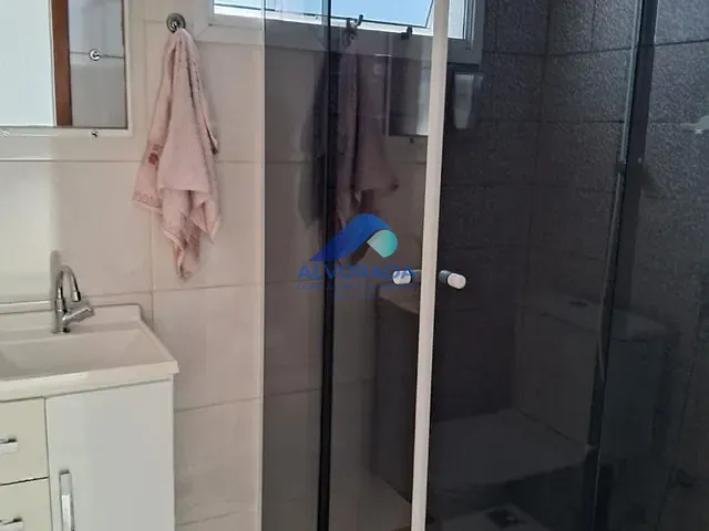 Casa com 250m² 3 quartos e 2 banheiros, à venda, no bairro Condomínio Residencial Mantiqueira em São José dos Campos