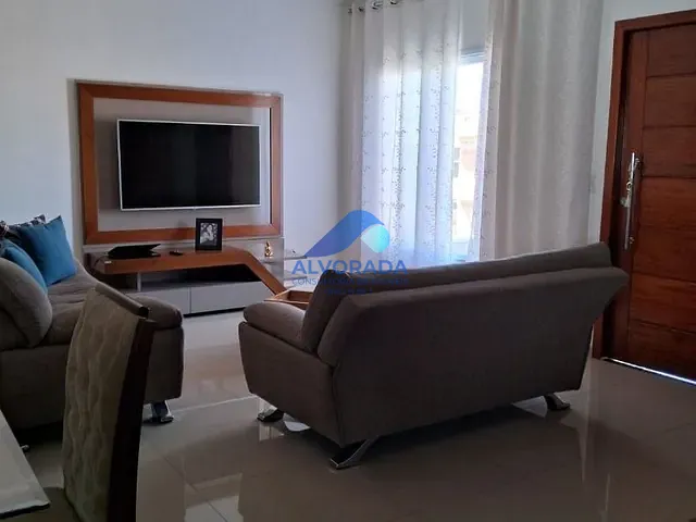 Casa com 250m² 3 quartos e 2 banheiros, à venda, no bairro Condomínio Residencial Mantiqueira em São José dos Campos