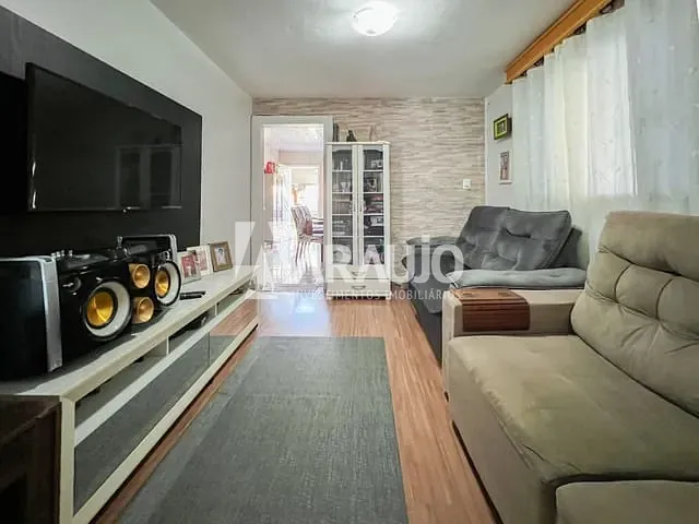 Casa com 266m² 4 quartos e 2 banheiros, à venda, no bairro Cordeiros em Itajaí